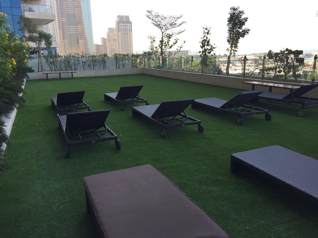 Espace Holiday Homes - Elite Residency Dubai Buitenkant foto
